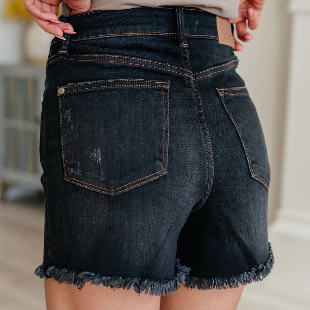 EMBER HIGH RISE CONTROL TOP FRAY HEM SHORTS - Picture 6 of 10